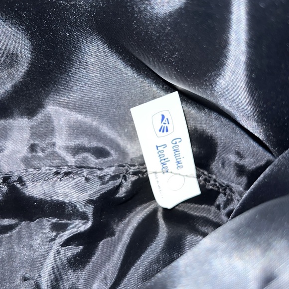 🌵NEW Black Leather Fringed Concho Clutch Gorgeous! - Picture 6 of 10